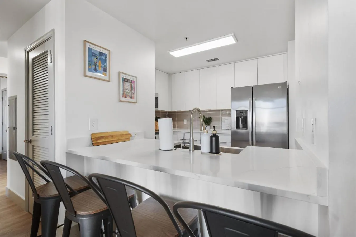 Apartment Uptown Luxury - Top Floor King Suite, Free Parking Charlotte United States